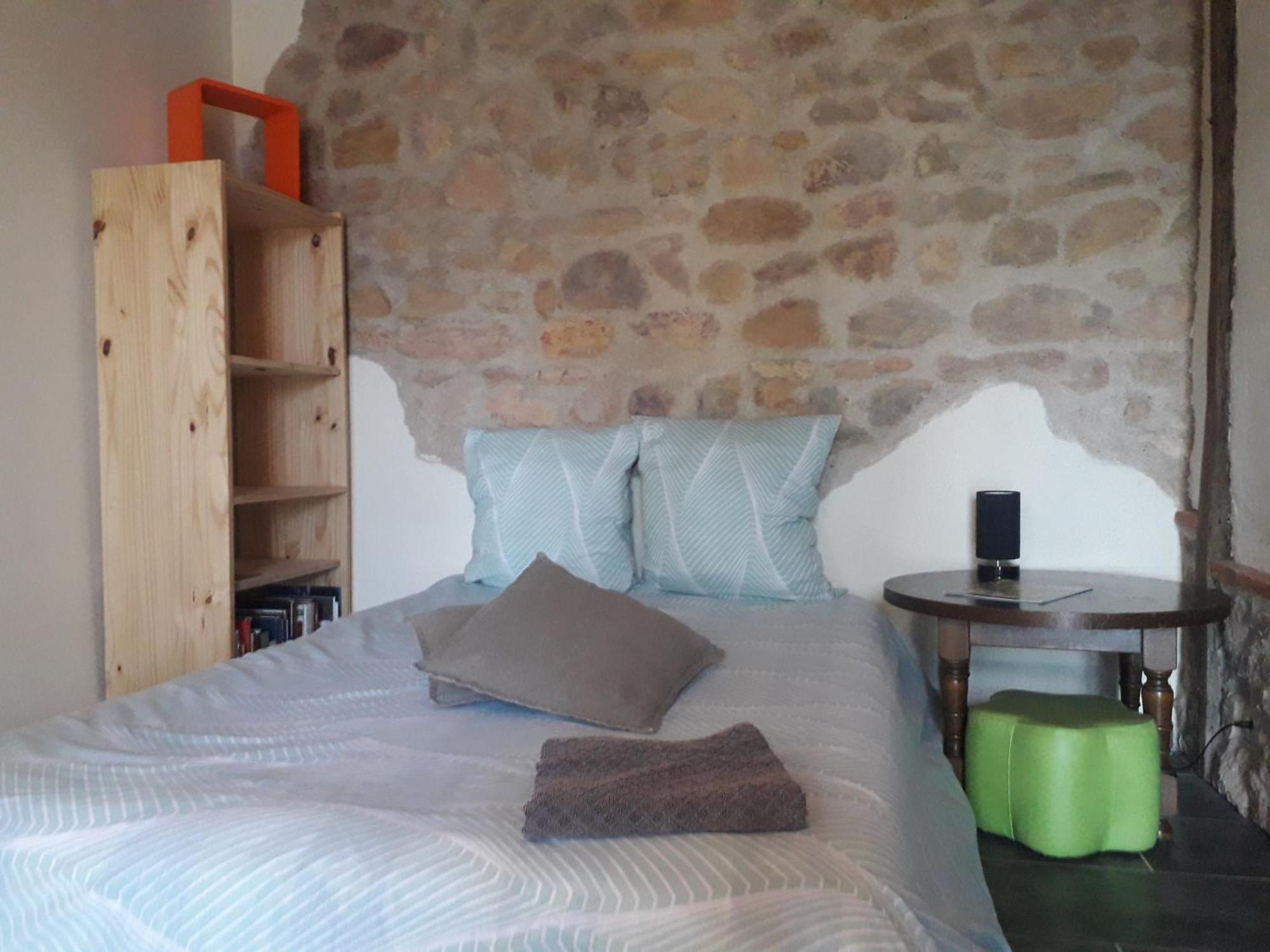 Chambre Double Vallon-en-Sully Экстерьер фото